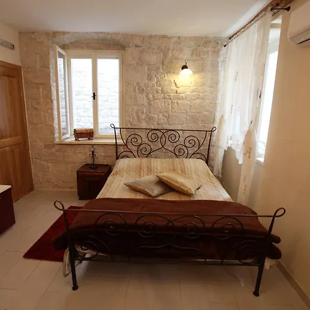 Apartment Tragurium & Salona Trogir